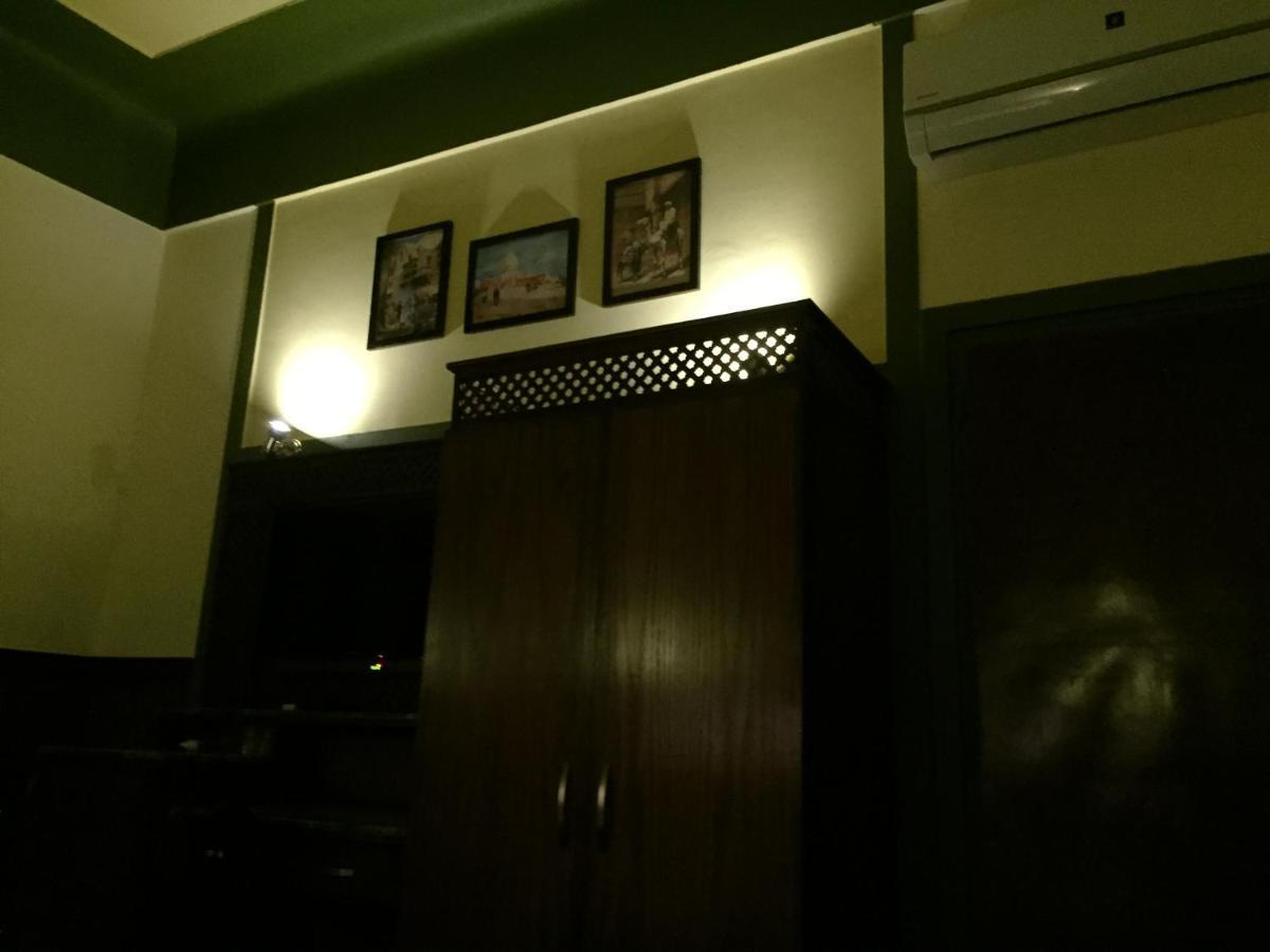 Carlton Downtown Cairo Hotel ภายนอก รูปภาพ